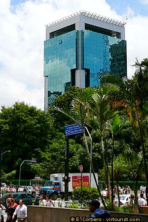Sao Paulo, Av Paulista, Itau Cultural