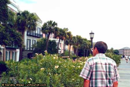 34/50.- Charleston, Battery
