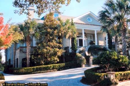42/50.- Hilton Head, Beach hut