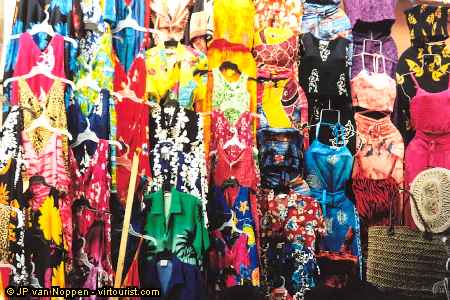 Nassau, Straw Market