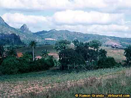 Pinar del Rio II, Country vista