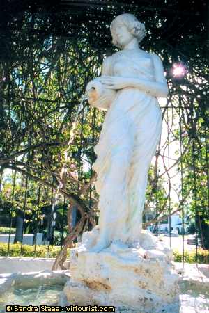 Southwest Florida, Fort Myers, McGregor Boulevard, Statue