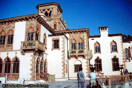 36/48.-Southwest Florida, Sarasota, Ringling Villa, the Ca d'Zan