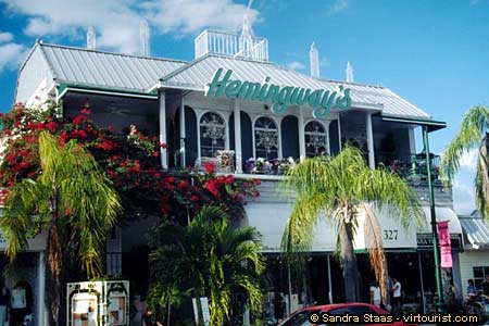 Southwest Florida, St. Armand's Circle, Hemingway's.