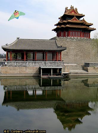 45/46.- Beijing, Forbidden City, 