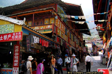 Jiuzhaigou Valley, Shuzheng Zone, Tibetan shops