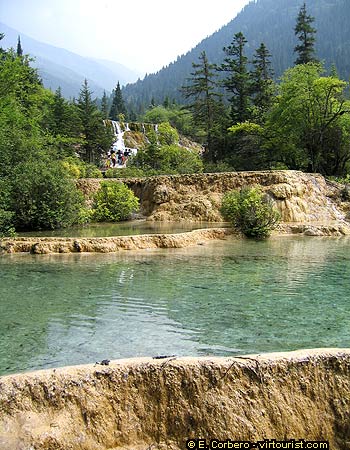 Huanglong, Welcoming Guests Colored Ponds