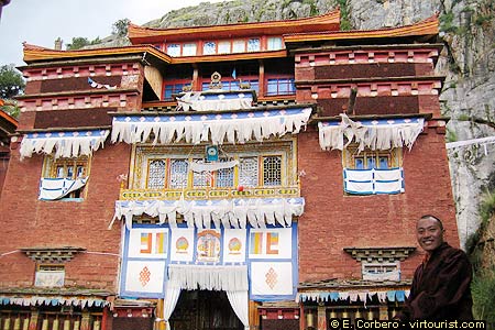 Tibetan Sichuan, Sangdui Benbo Monastery 