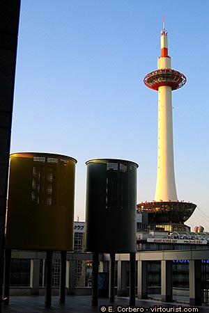 46/50.- Kyoto, Kyoto Tower