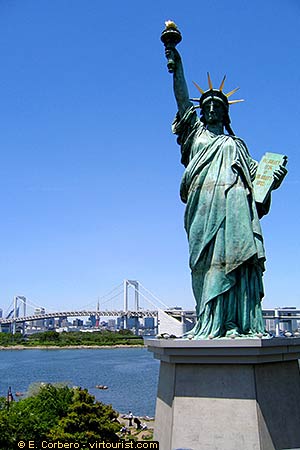 Tokyo, Liberty Statue