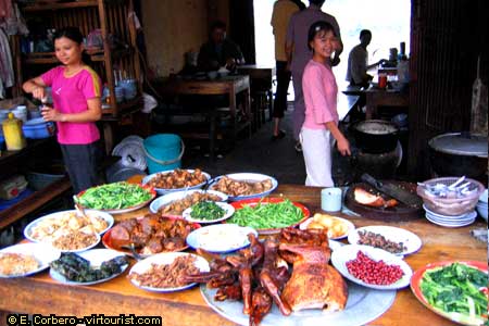 42.- Northeast Vietnam, street restaurant