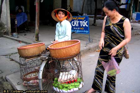 47.- Northeast Vietnam, street vendor
