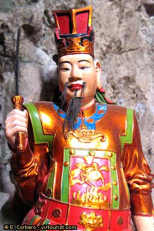 Thay Pagoda, temple guard