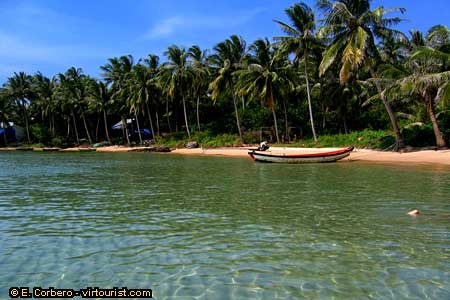 43.- Phu Quoc, Hon Thom Island, beach