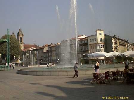 24/43.- Braga, Arcada Fountain 
