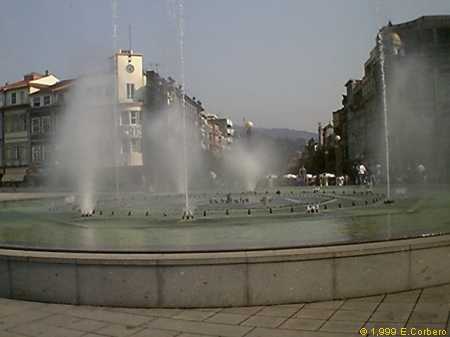 28/43.- Braga, Arcada Fountain 
