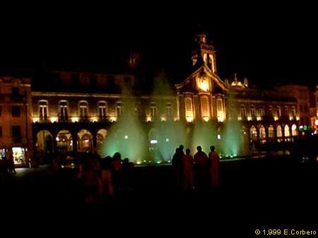 42/43.- Braga, Arcada Fountain by Night 