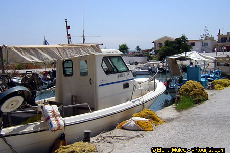 49.- Kolymbari fishing village