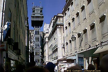 26/33.- Lisbon, "Santa Justa" Elevator