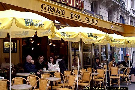 Although I was told prices in Paris' cafes were extremely high, 