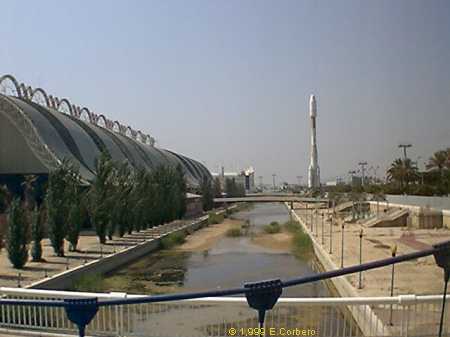 24/34.- Seville, Arianne Rocket Replica