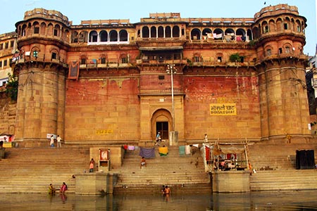 <a href='index.html'>Varanasi</a>, <a href='../index.html'>India</a>