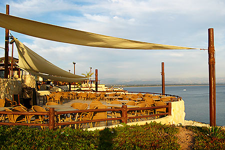Latakia, Oceanfront bar