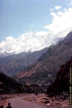 Pakistan, towards the Khunjerab Pass